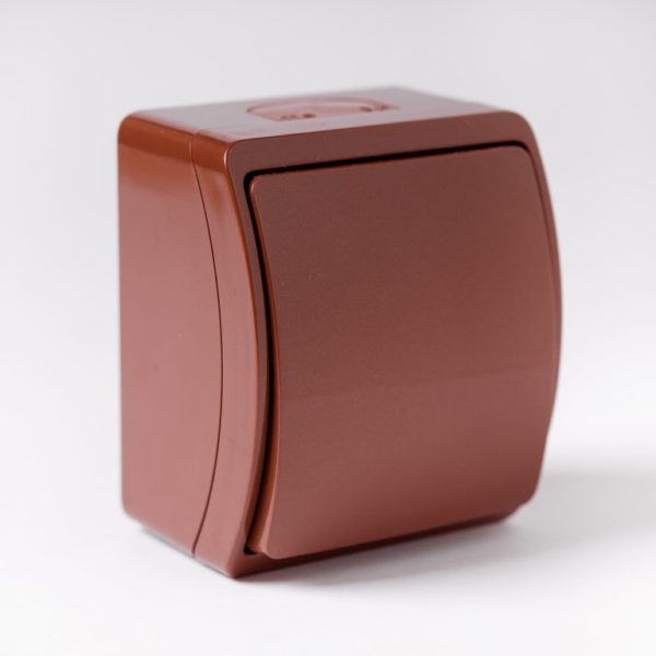 VW-7 Koala Łącznik uniwersalny, klaw.bez nadr./ n/t IP44 brąz